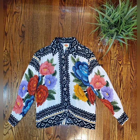 Farm Río By Anthropologie Classic Button Down - Picture 9 of 11